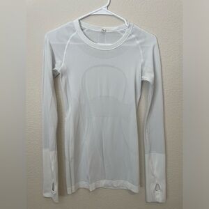 Swiftly Tech Long-Sleeve Shirt - Hip Length